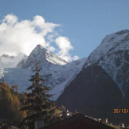 Sven & Marc Graechen, Niedergraechen Vallis Domek alpejski *