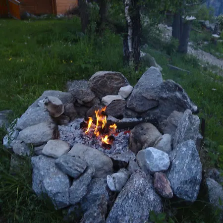 Sven & Marc Graechen, Niedergraechen Vallis Alpstuga *